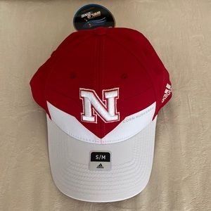 NWT Adidas Nebraska fitted hat, S/M